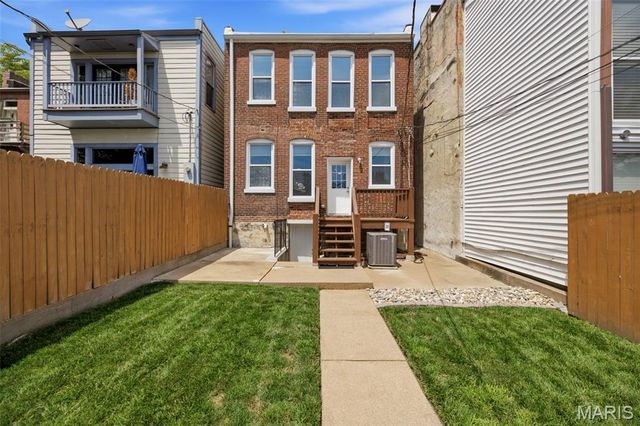 4438 Arco Avenue, St Louis, MO 63110