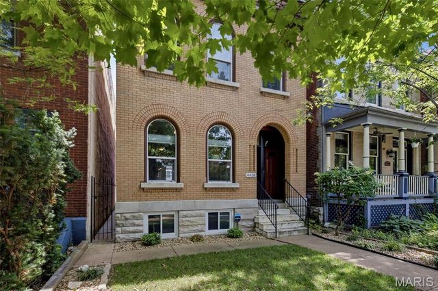 4438 Arco Avenue, St Louis, MO 63110