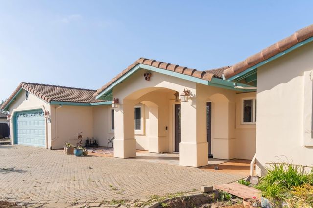 21123 Valle San Juan Drive, Salinas, CA 93907
