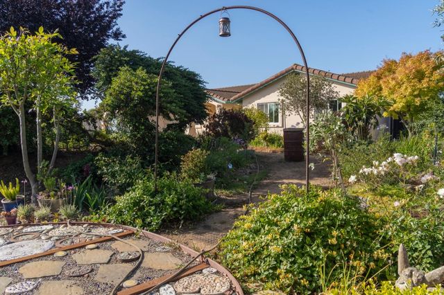 21123 Valle San Juan Drive, Salinas, CA 93907