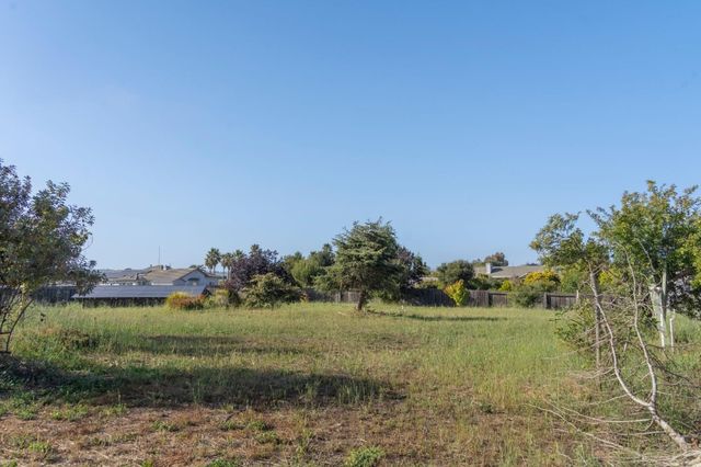21123 Valle San Juan Drive, Salinas, CA 93907