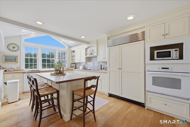 74 Bushy Hill Road, Essex, CT 06442