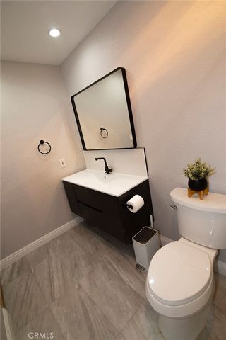 6255 Canoga Avenue 18, Los Angeles, CA 91367