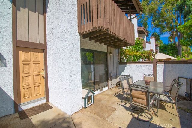6255 Canoga Avenue 18, Los Angeles, CA 91367