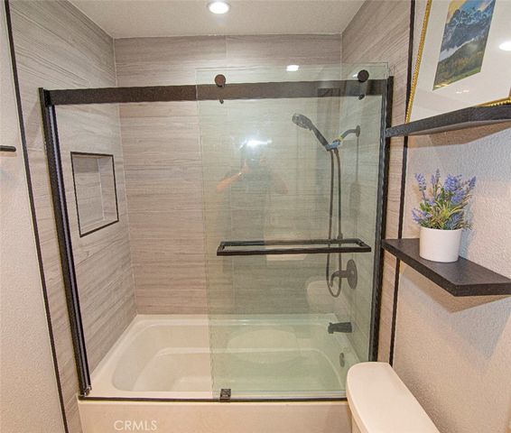 6255 Canoga Avenue 18, Los Angeles, CA 91367