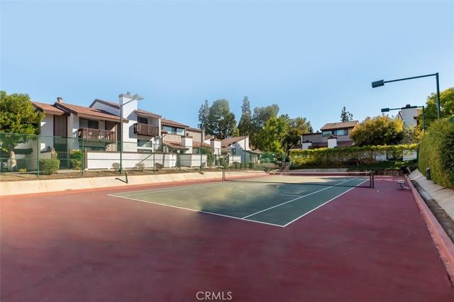 6255 Canoga Avenue 18, Los Angeles, CA 91367