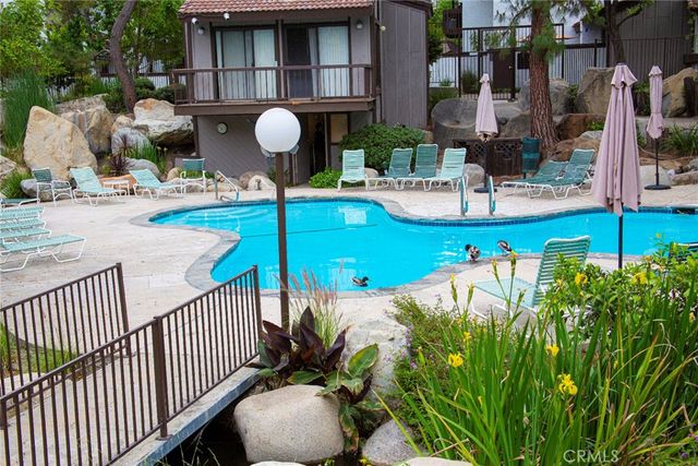 6255 Canoga Avenue 18, Los Angeles, CA 91367