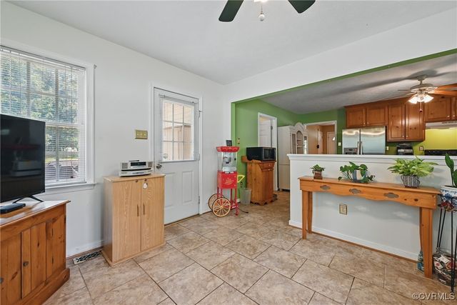 1590 Kimbrook Ln, Sandston, VA 23150