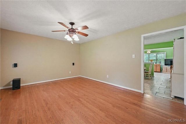 1590 Kimbrook Ln, Sandston, VA 23150