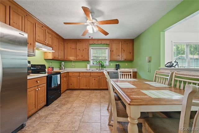 1590 Kimbrook Ln, Sandston, VA 23150