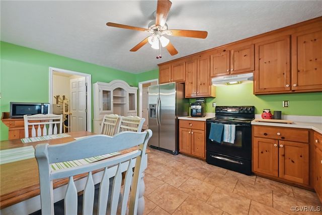 1590 Kimbrook Ln, Sandston, VA 23150