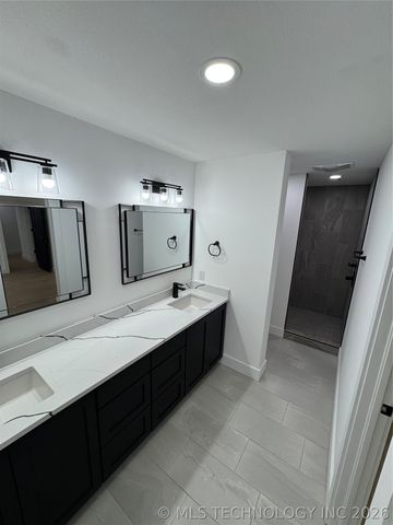 9214 N 184th East Avenue, Owasso, OK 74055