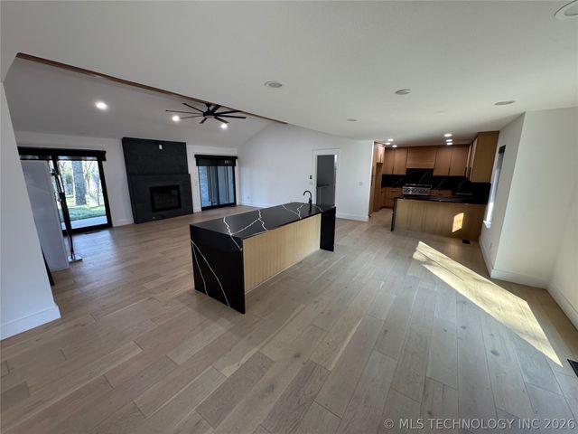 9214 N 184th East Avenue, Owasso, OK 74055