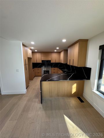 9214 N 184th East Avenue, Owasso, OK 74055