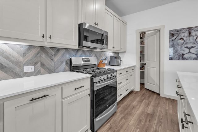 682 Claire Lane, Lewisville, TX 75067