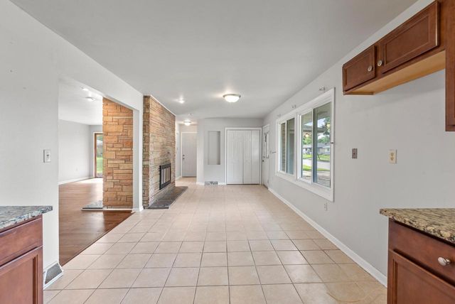5404 N BETHMAUR LANE, Milwaukee, WI 53209