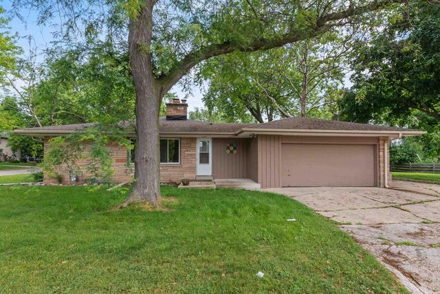 5404 N BETHMAUR LANE, Milwaukee, WI 53209