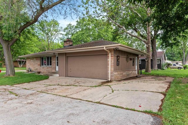 5404 N BETHMAUR LANE, Milwaukee, WI 53209