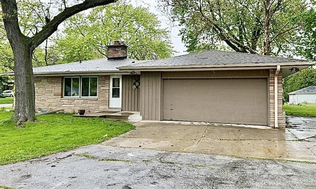 5404 N BETHMAUR LANE, Milwaukee, WI 53209
