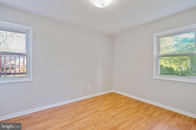 7421 NIGH RD, Falls Church, VA 22043