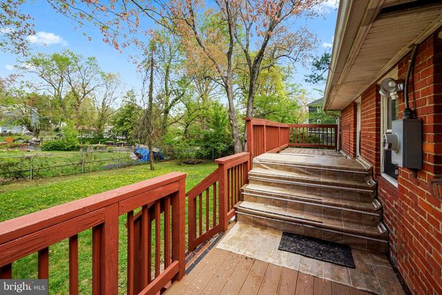 7421 NIGH RD, Falls Church, VA 22043