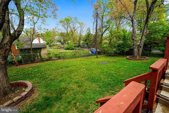 7421 NIGH RD, Falls Church, VA 22043