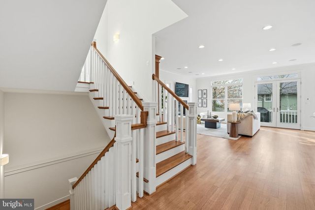 1614 N JACKSON ST, Arlington, VA 22201