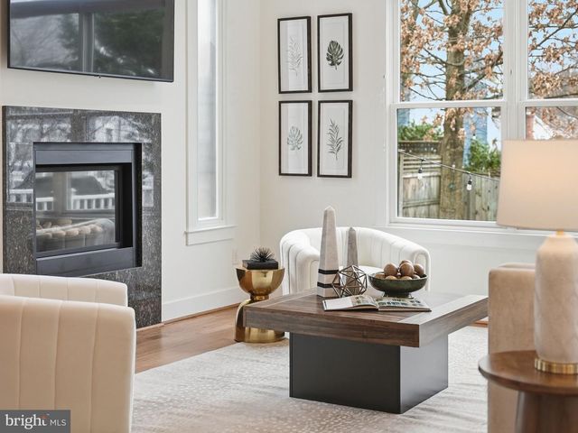 1614 N JACKSON ST, Arlington, VA 22201