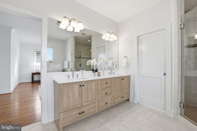 1614 N JACKSON ST, Arlington, VA 22201