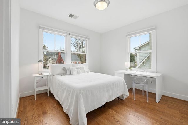 1614 N JACKSON ST, Arlington, VA 22201