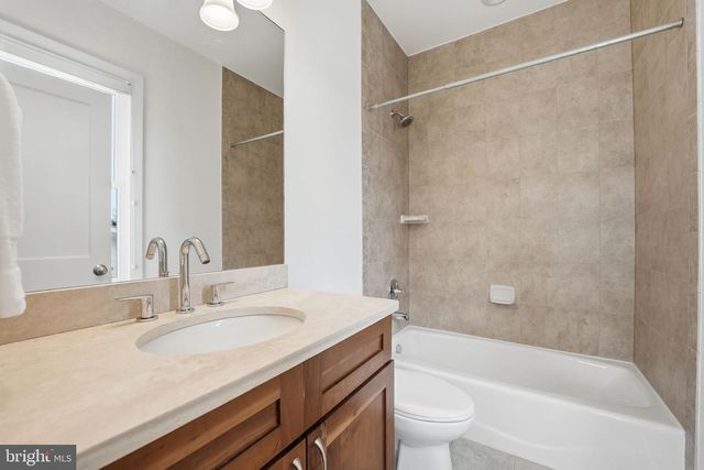 1614 N JACKSON ST, Arlington, VA 22201