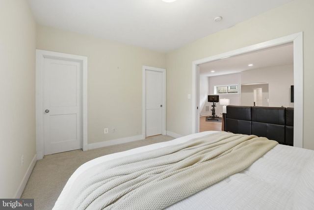 1614 N JACKSON ST, Arlington, VA 22201