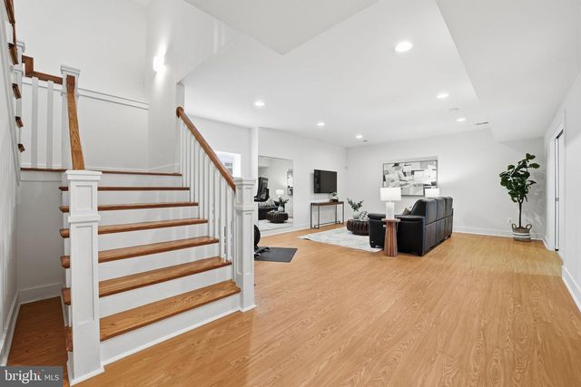 1614 N JACKSON ST, Arlington, VA 22201