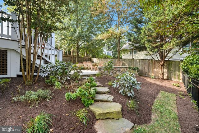 1614 N JACKSON ST, Arlington, VA 22201