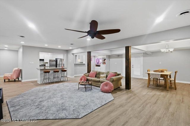 1435 Kimwood Drive, Jackson, MS 39211
