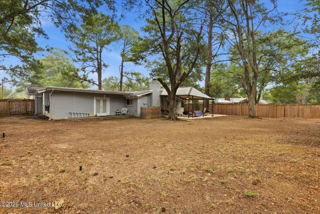 1435 Kimwood Drive, Jackson, MS 39211
