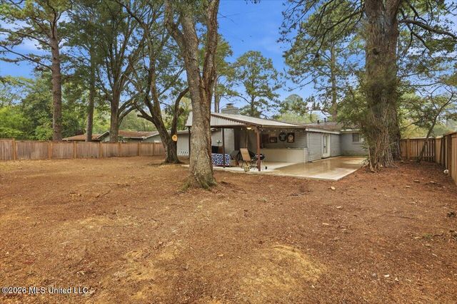 1435 Kimwood Drive, Jackson, MS 39211