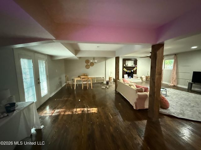1435 Kimwood Drive, Jackson, MS 39211