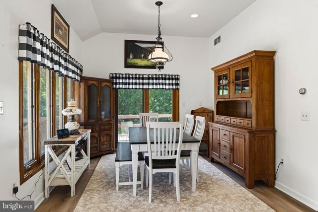 866 SHAVERTOWN RD, Garnet Valley, PA 19060