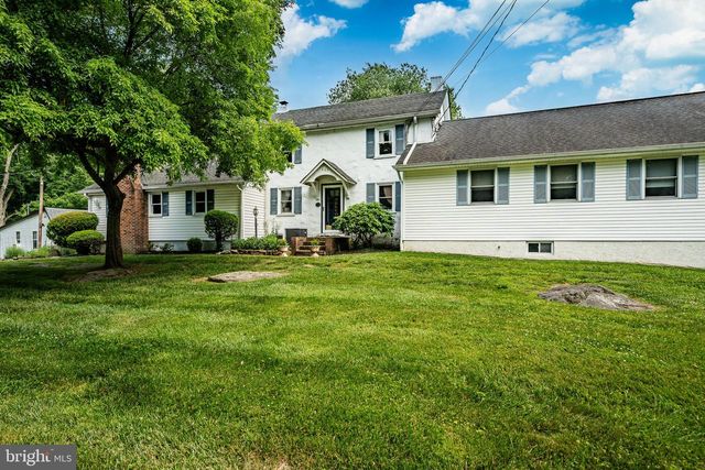 866 SHAVERTOWN RD, Garnet Valley, PA 19060