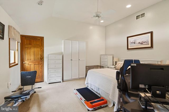 866 SHAVERTOWN RD, Garnet Valley, PA 19060