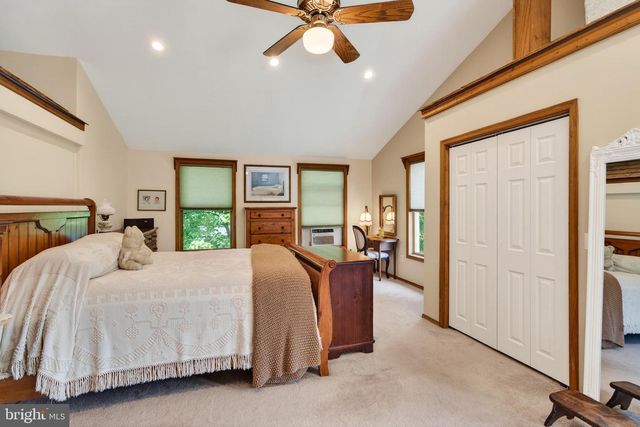 866 SHAVERTOWN RD, Garnet Valley, PA 19060