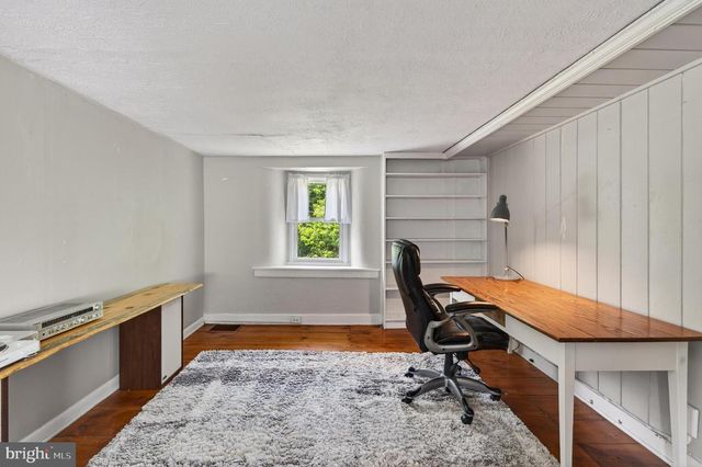 866 SHAVERTOWN RD, Garnet Valley, PA 19060