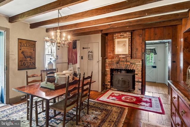 866 SHAVERTOWN RD, Garnet Valley, PA 19060