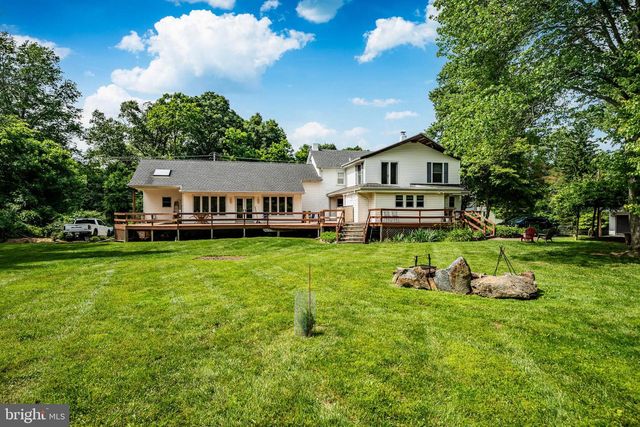 866 SHAVERTOWN RD, Garnet Valley, PA 19060