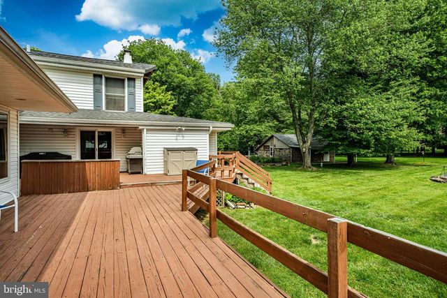 866 SHAVERTOWN RD, Garnet Valley, PA 19060
