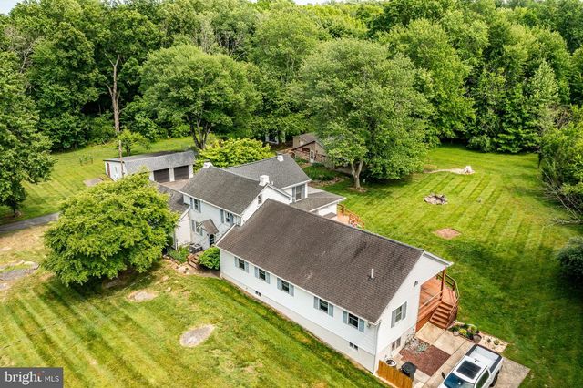 866 SHAVERTOWN RD, Garnet Valley, PA 19060