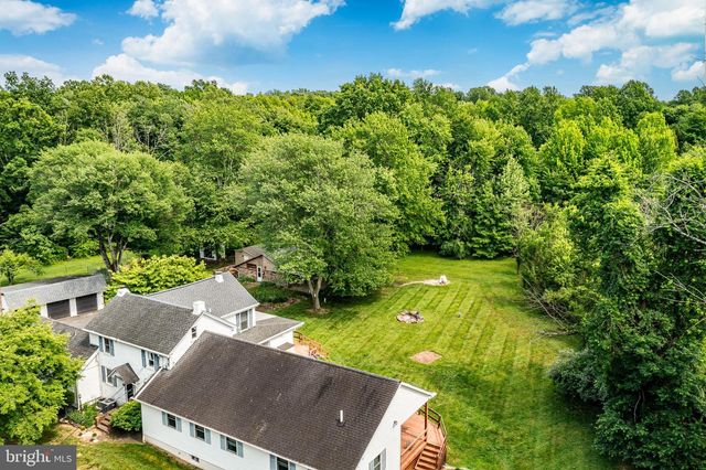 866 SHAVERTOWN RD, Garnet Valley, PA 19060