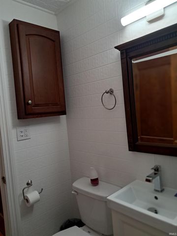 420 N Kimble Drive, Bloomington, IN 47404