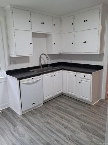 420 N Kimble Drive, Bloomington, IN 47404